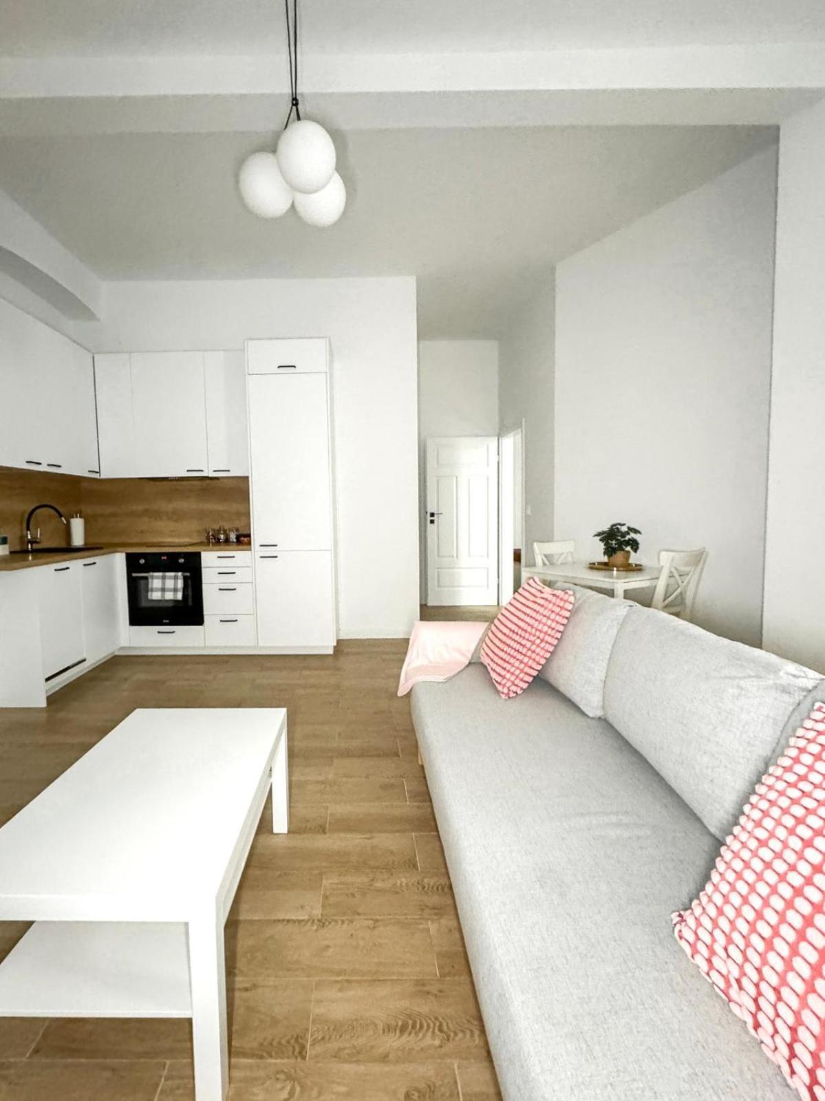 Luxury Design Apartments - Poznanska Warsaw City Center المظهر الخارجي الصورة